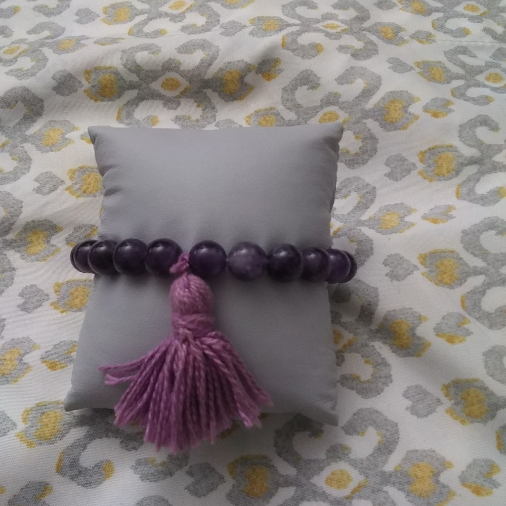 Amythyst stone beads bracelet,